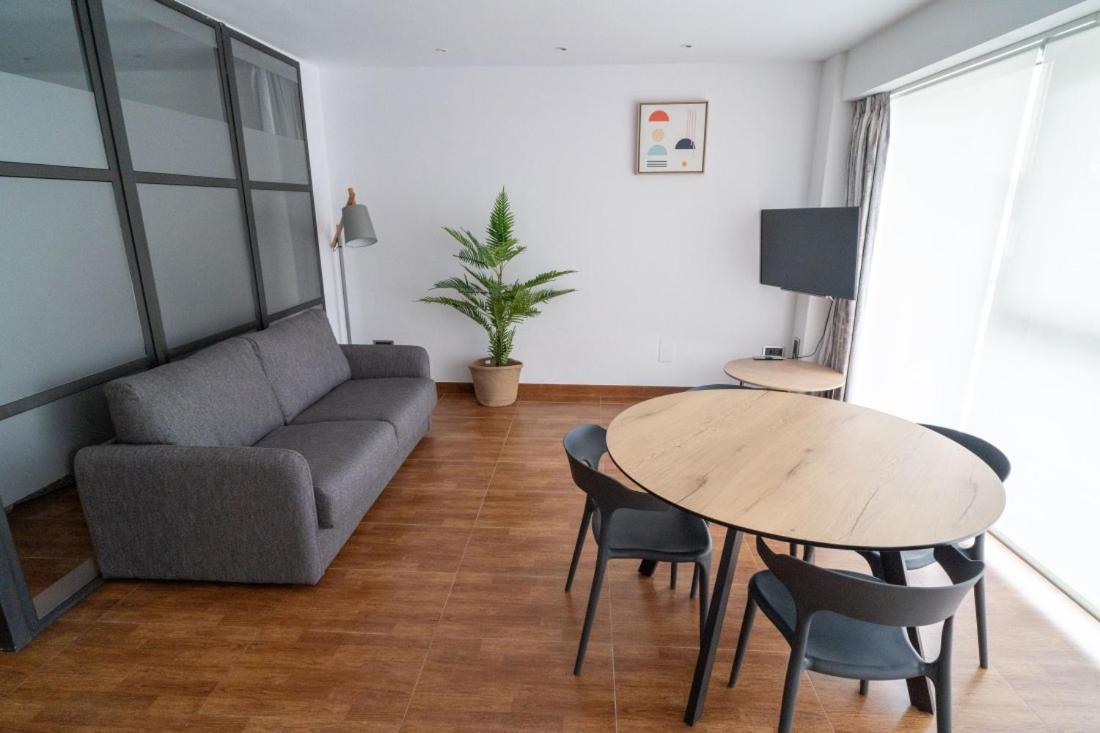 Ornis Apartments Poble ซันต์การ์เลสเดลาราปีตา ภายนอก รูปภาพ